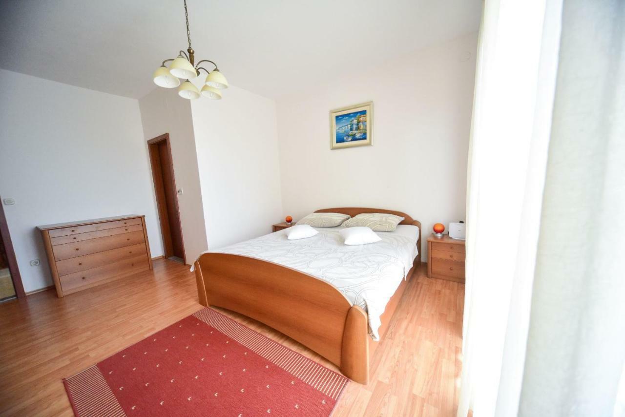 Apartment Marcella 2 Ljubač Extérieur photo